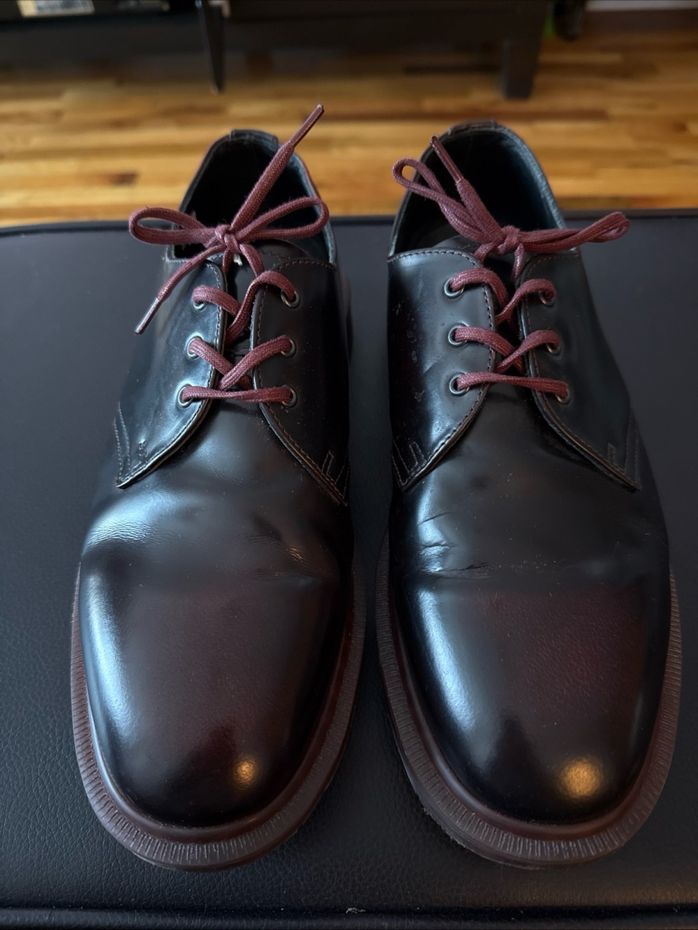 Dr. Marten Men's Classic Shoes in Dark Cherry. Made in England size 9